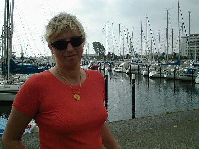 Beate am Hafen
